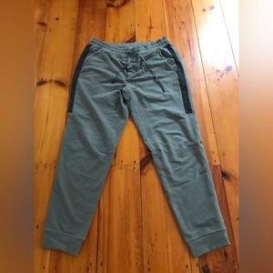 Lululemon sweats/joggers men’s XXL
